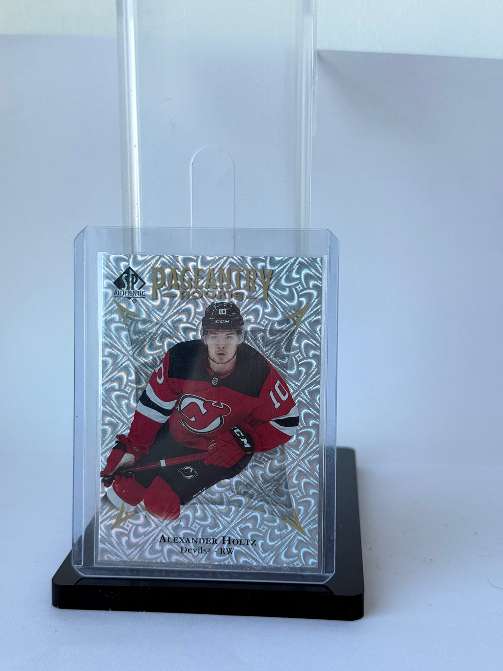 alexander Holtz - Pageantry rookie